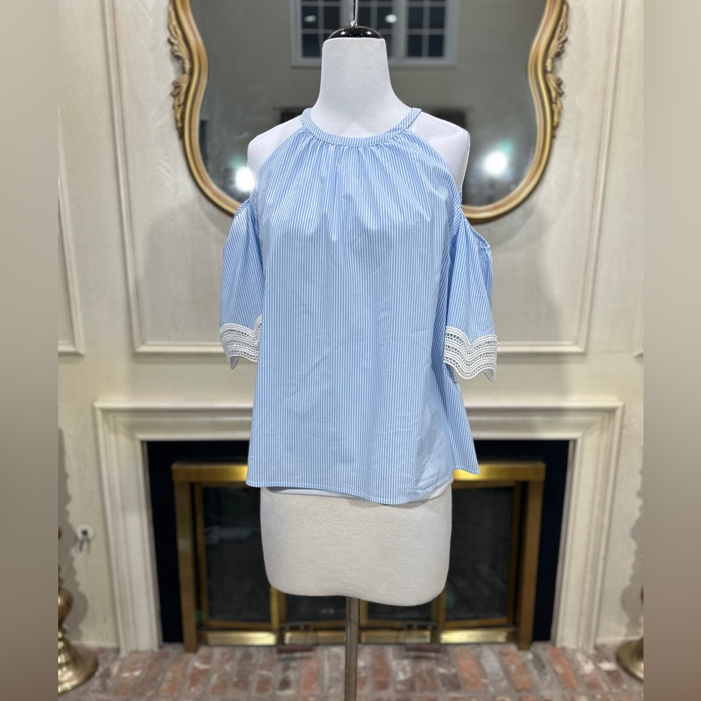 Ann Taylor Cold Shoulder Blouse Blue White Pinstripe Lace Trim Women’s M‎